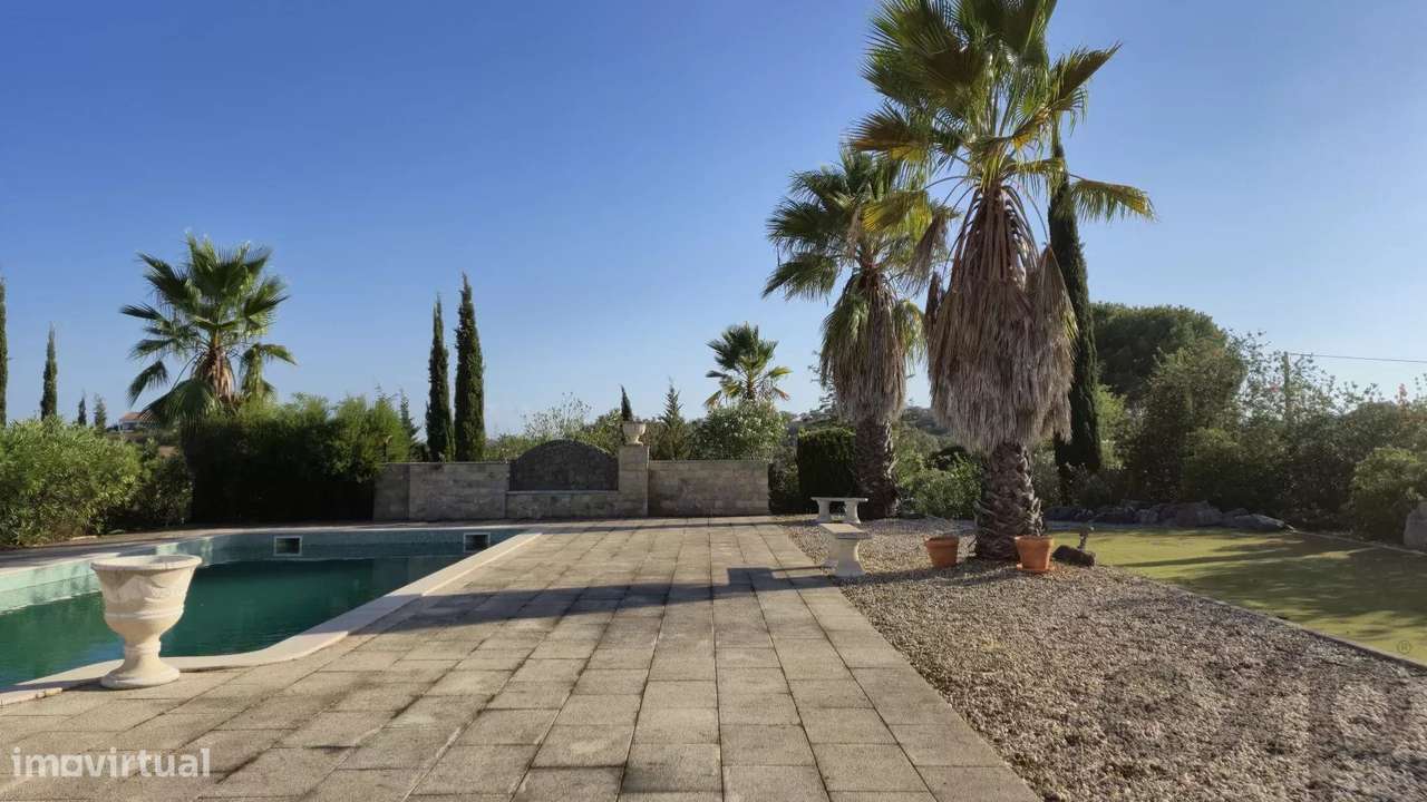 Casa senhorial privada com piscina em mais de 5 hectares.-38