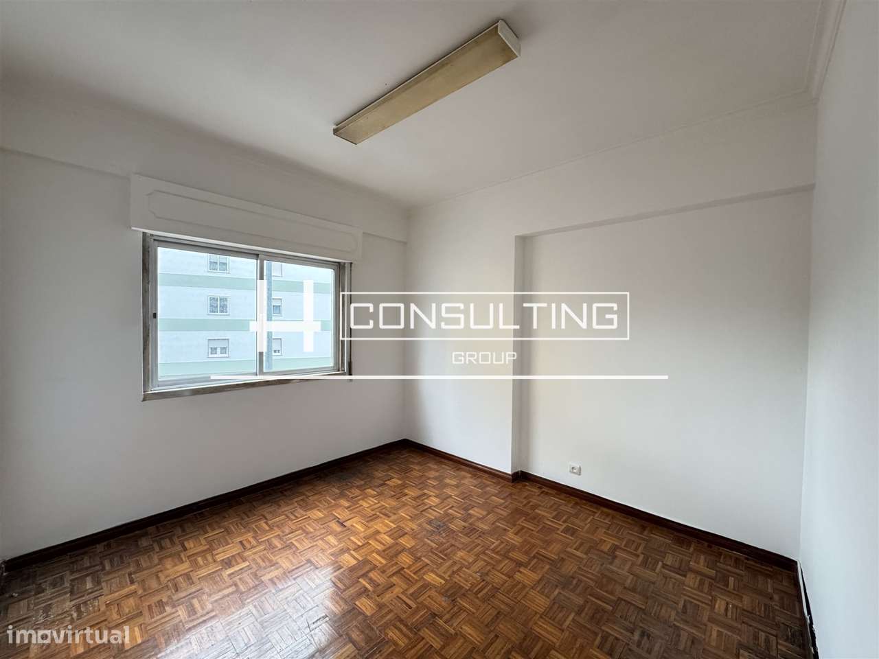 Apartamento T3 Venda em Mina de Água,Amadora-20