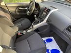 Toyota Auris 1.6 Premium + - 28