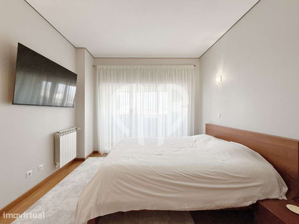 Apartamento T3+1 Duplex C/Terraço 250m2 // Condominio-37
