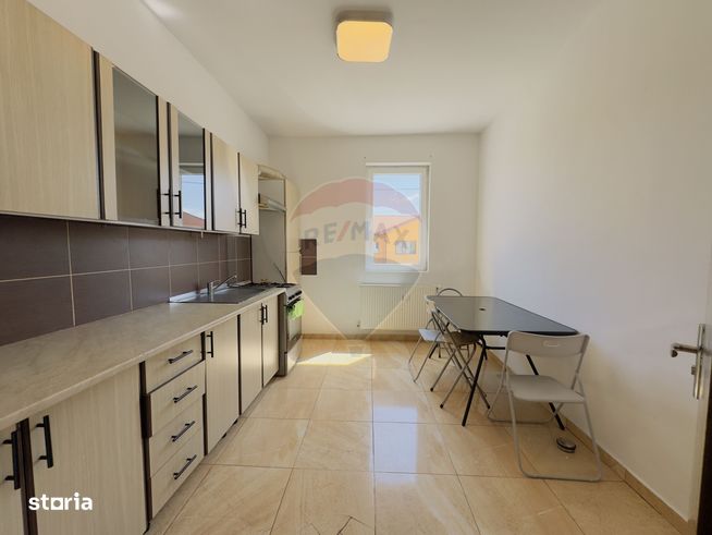 Casă cu 5 camere de vânzare Cartier Orizont 2 Paleu zona Metropolitana-9