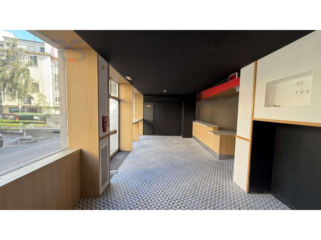 Loja rua oliveira monteiro - Grande imagem: 5/19