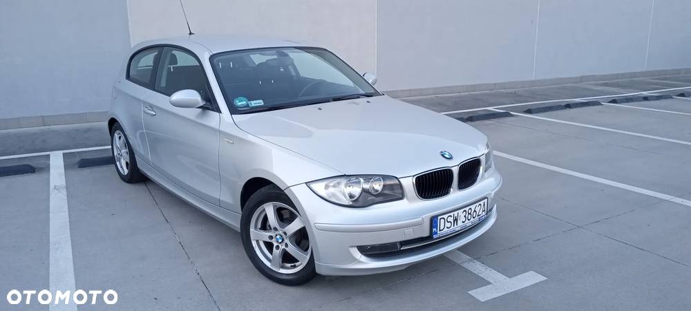 BMW Seria 1 - 15