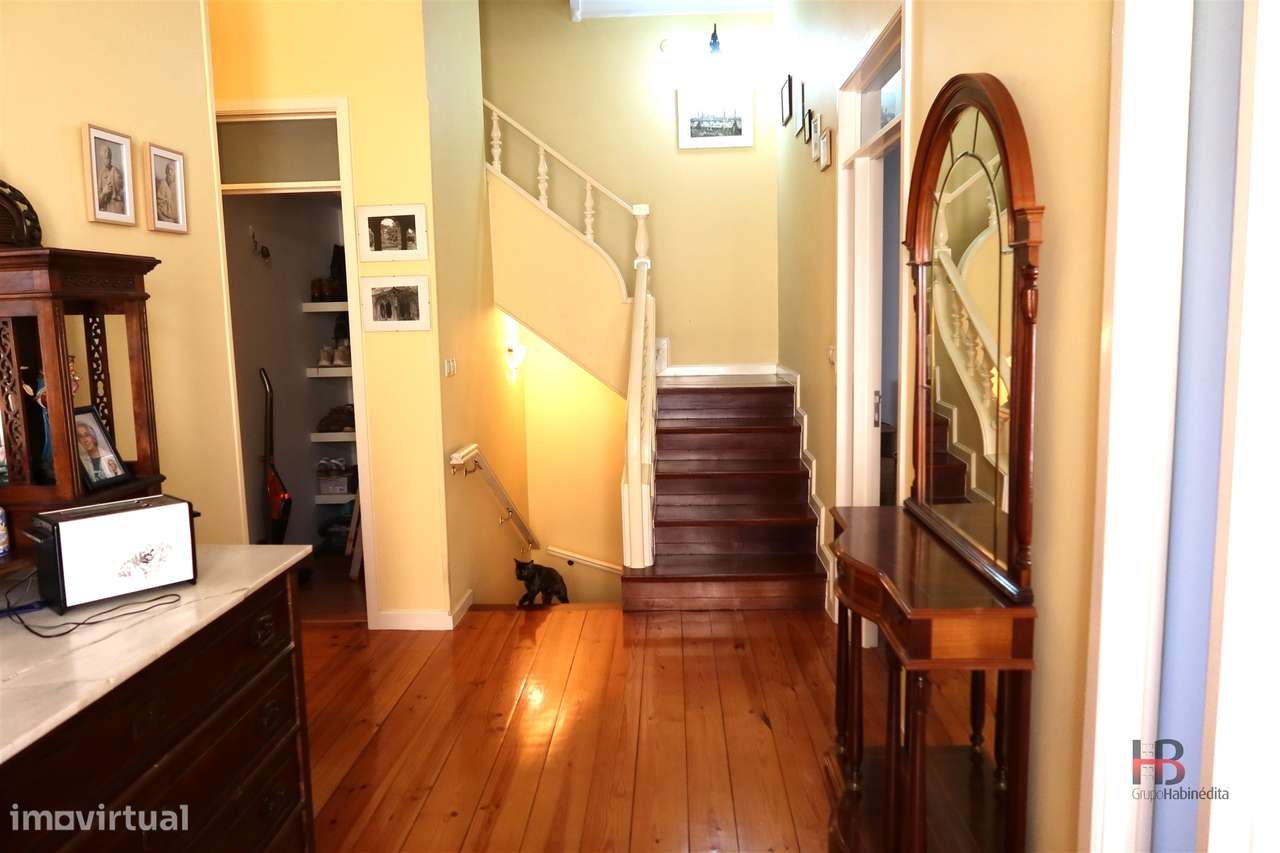 Oportunidade Única: Moradia T3 no Centro de Gondomar-10