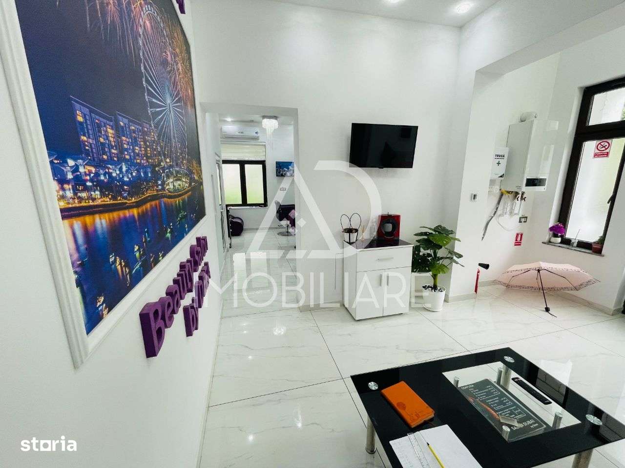 Spațiu Comercial de Închiriat în Centru – Locație Premium - Imagine principală: 4/8