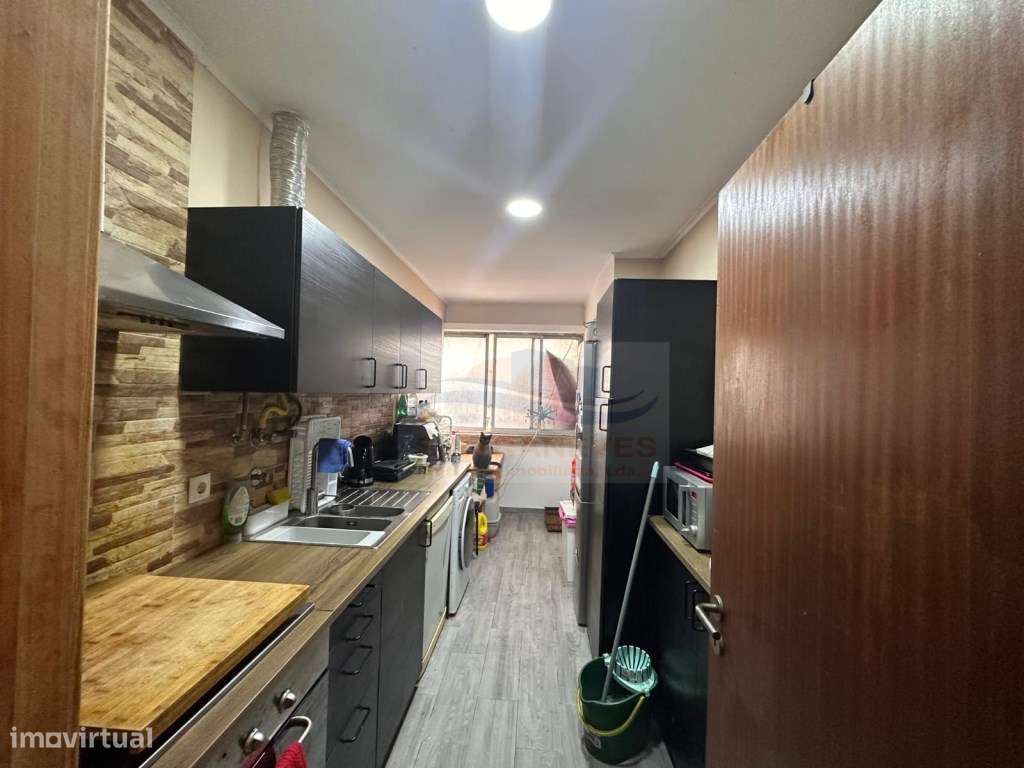 T2 Luminoso na Penha de França | Praça Paiva Couceiro - Grande imagem: 3/12