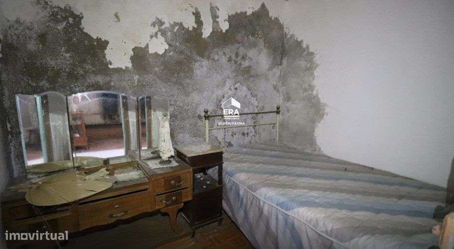 Moradia Geminada T3 localizada em Peras Ruivas! - Grande imagem: 5/21