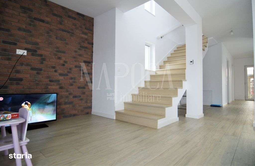Casa 5 camere de vanzare in Floresti-8