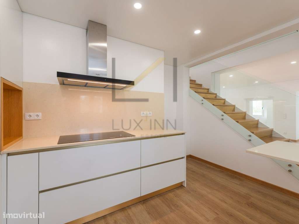 Moradia T5 Recuperada com Piscina, 2 Suítes e Garagem - Lote Isolad...-43