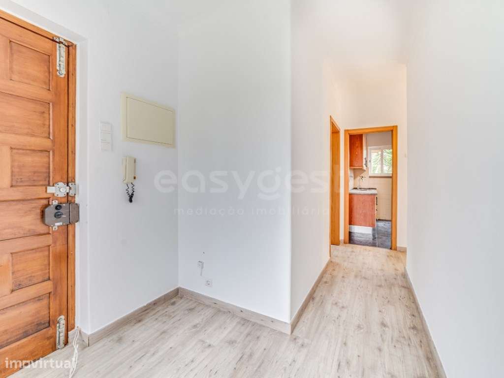 Moradia T3 renovada em maçã, Sesimbra - Agua e Electricidade inc. - Grande imagem: 4/32