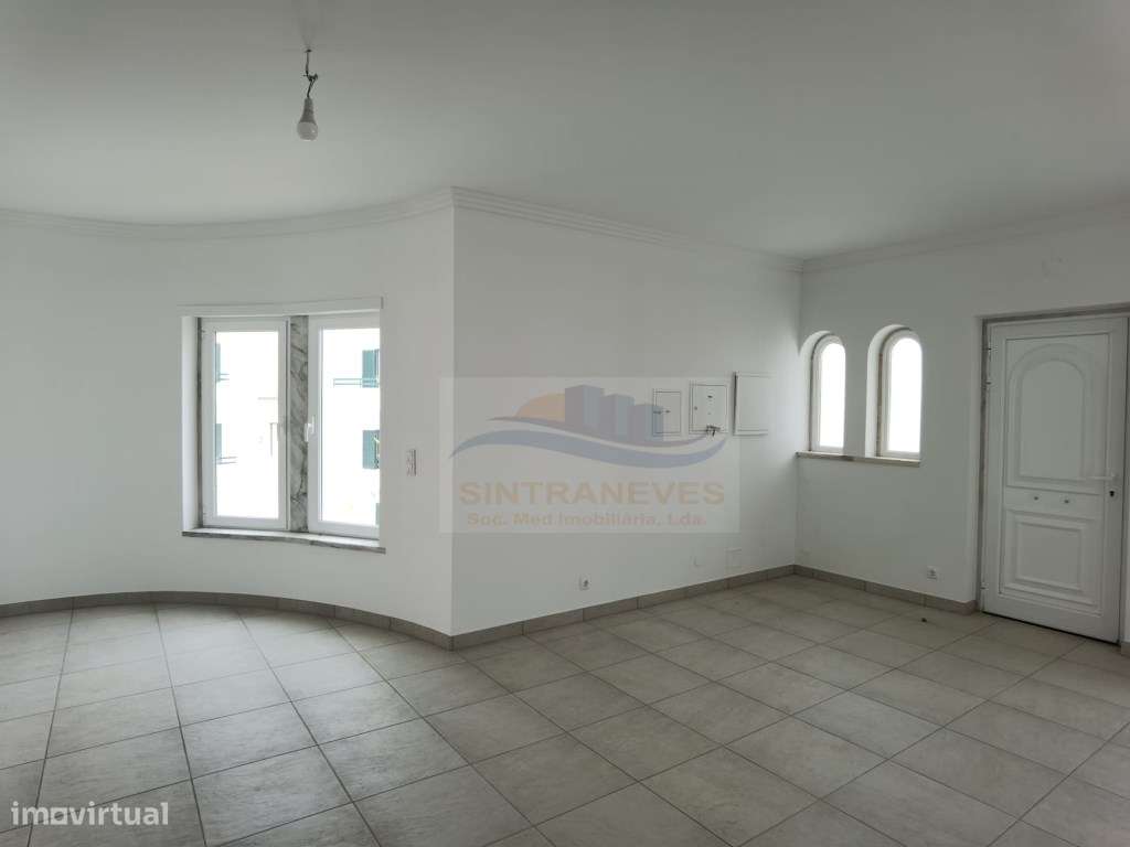 Moradia T3 na Ericeira com vista Mar-11