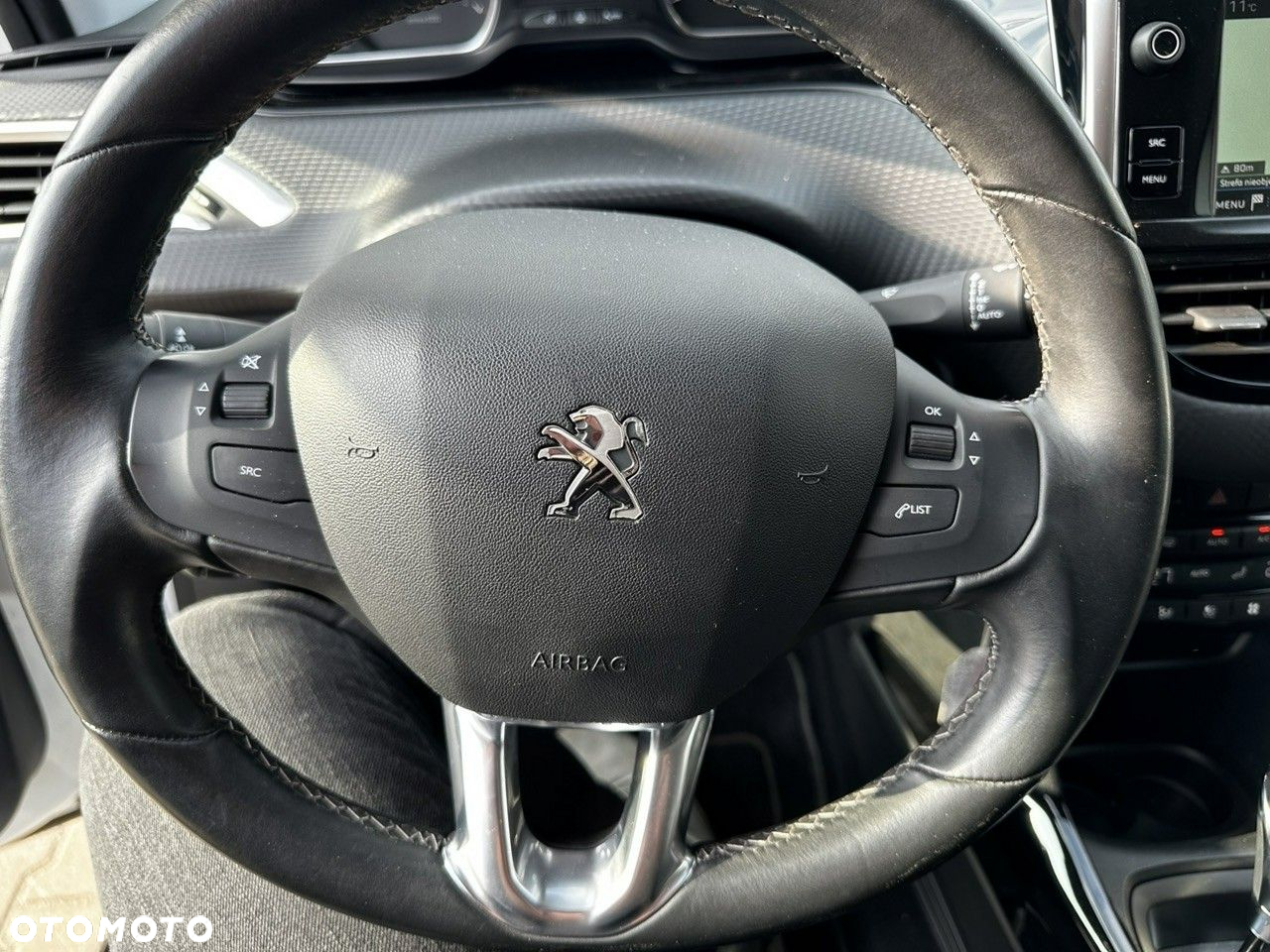 Peugeot 2008 - 25
