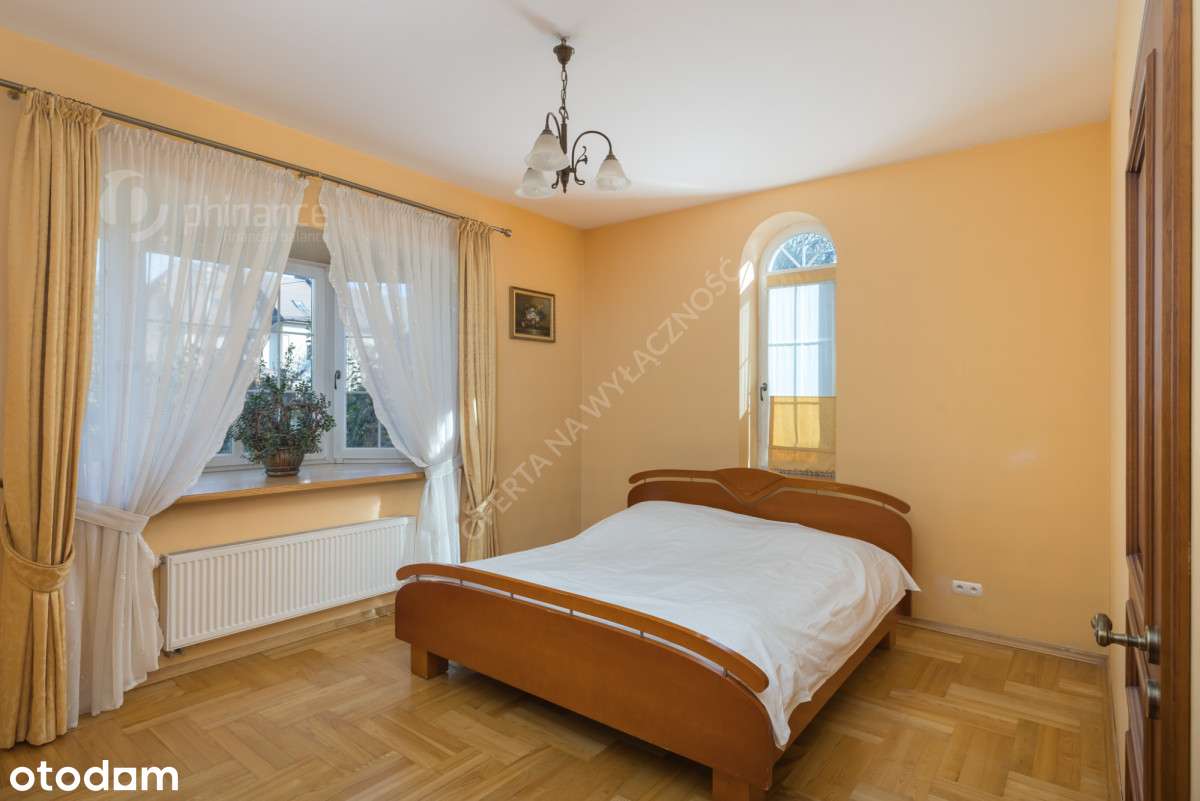 Salon z kuchnią, 8 sypialni, 443,70m2, garaż!-16