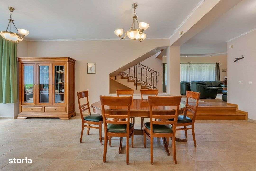 Vila superba, in stil mediteranean, strada privata-8