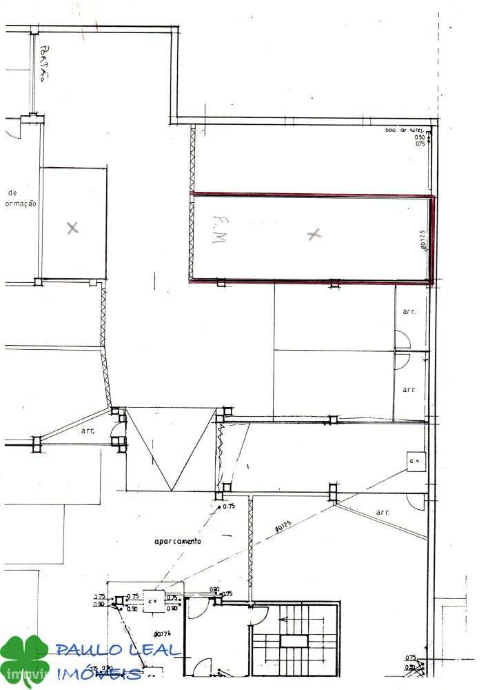 t4 com terraço panorâmico com garagem box dupla e lugar de garagem-2