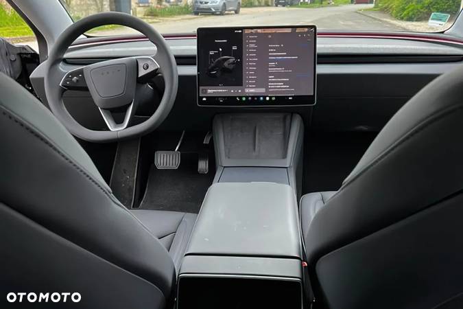 Tesla Model 3 RWD - 12