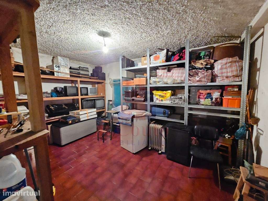 Moradia Geminada V5 - Espaço, Conforto e Qualidade de Vida em Calda...-42