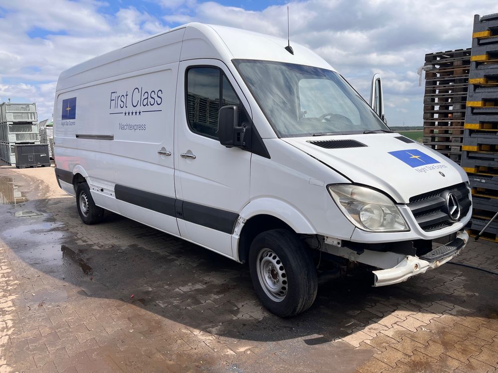 Mercedes-Benz Sprinter 2012