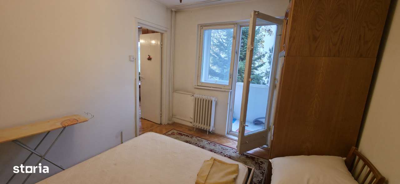 Etaj 1 Zona Dacia - liber + boxa - Imagine principală: 4/10