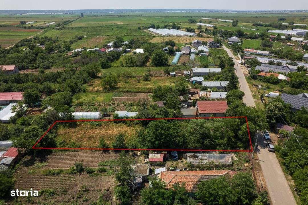 Varasti - loc Obedeni | teren intravilan | strada asfaltata - Imagine principală: 5/13