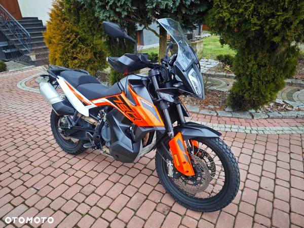 KTM Adventure - 6