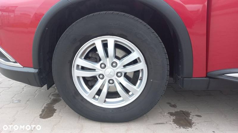 Mitsubishi Outlander 2.0 Intense 2WD CVT - 26