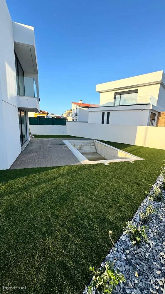 Moradia de Luxo T4 com Piscina - Sintra/Magoito-36