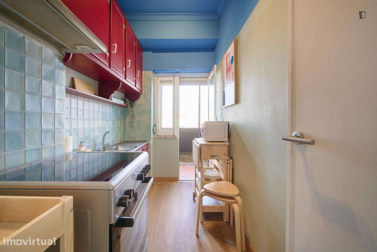 Quarto - localizado em Alameda Lisbon - Grande imagem: 3/10