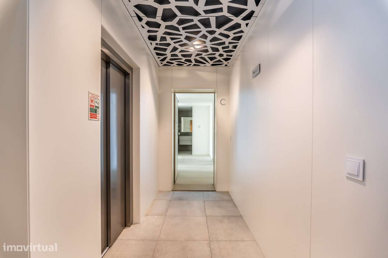 Apartamento T2 de Luxo no The Leaf — a 200 m da Praia do Porto de Mós,-31
