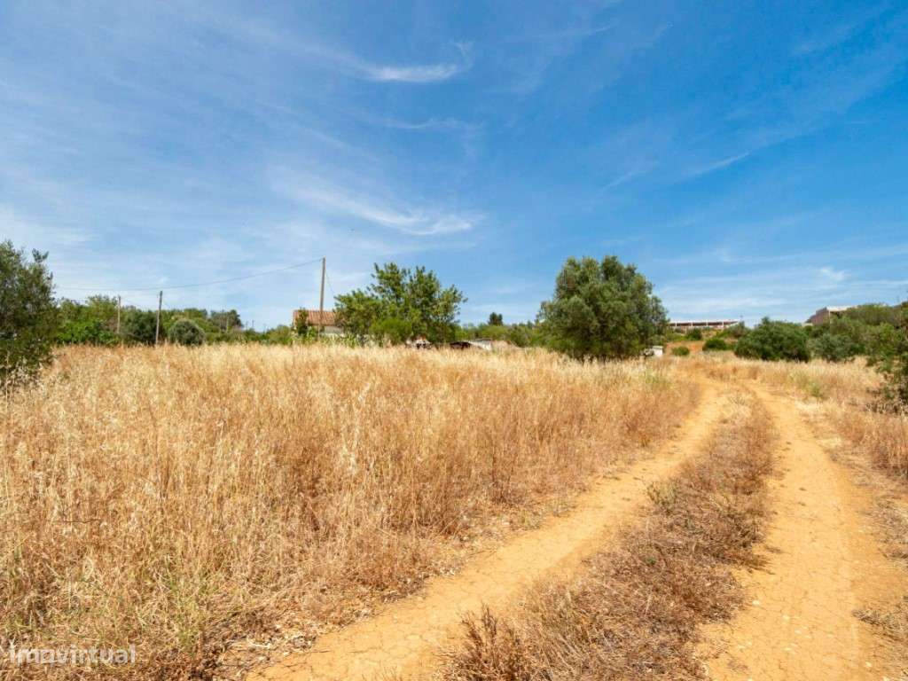 Terreno com projeto aprovado na Mexilhoeira Grande, Portimão - Grande imagem: 4/22