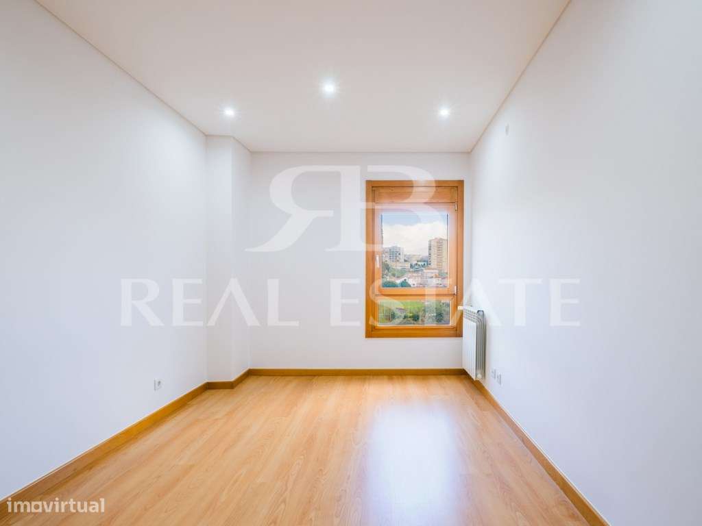 T3 com 150m2 + 2 VARANDAS + VISTA + ESTACIONAMENTO - Colinas do Cru...-15