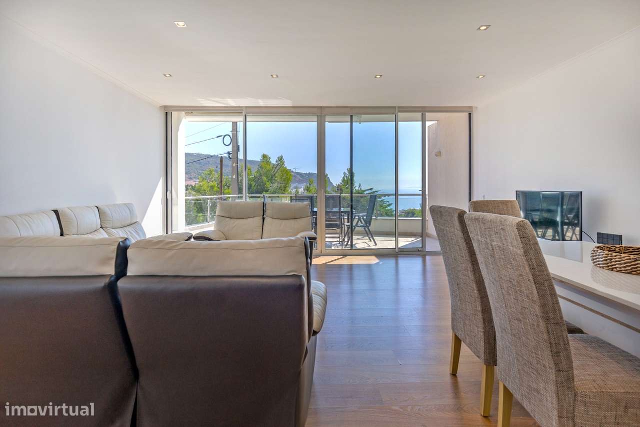 Moradia T3 piscina terraço vista mar e vila de Sesimbra-4