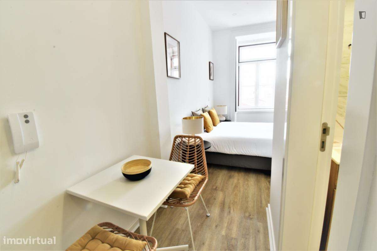 Estúdio - localizado em Baixa Coimbra - Grande imagem: 3/5