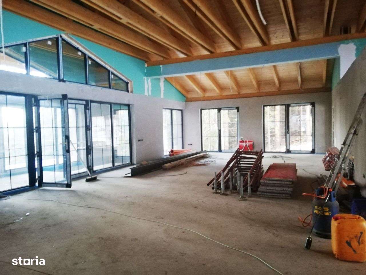 Cabana turistica de vanzare in Paltinis - Sibiu-7