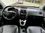 Hyundai Tucson 2.0 Comfort 2WD - 29