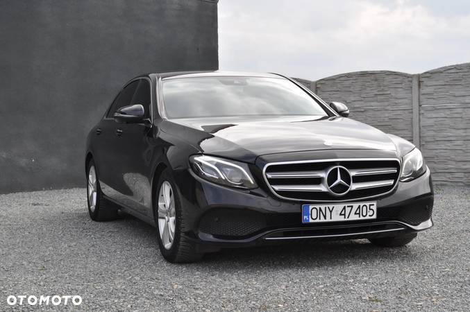 Mercedes-Benz Klasa E 220 d T 9G-TRONIC Avantgarde - 3