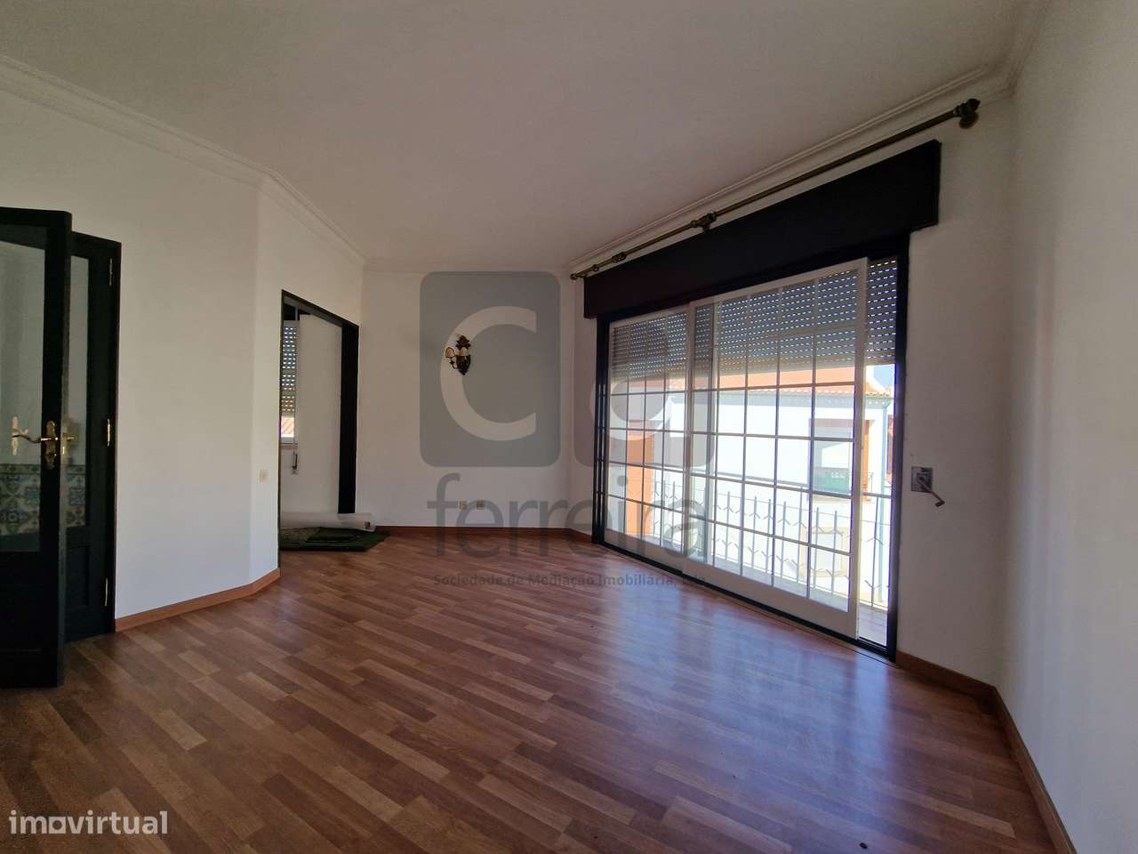 Moradia T3 centro de Almerim com quintal e garagem - Grande imagem: 5/35