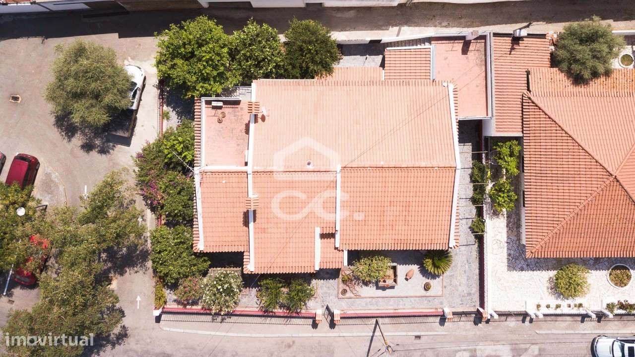Moradia T5 com belíssimas vistas para o Castelo de Mourão!-31