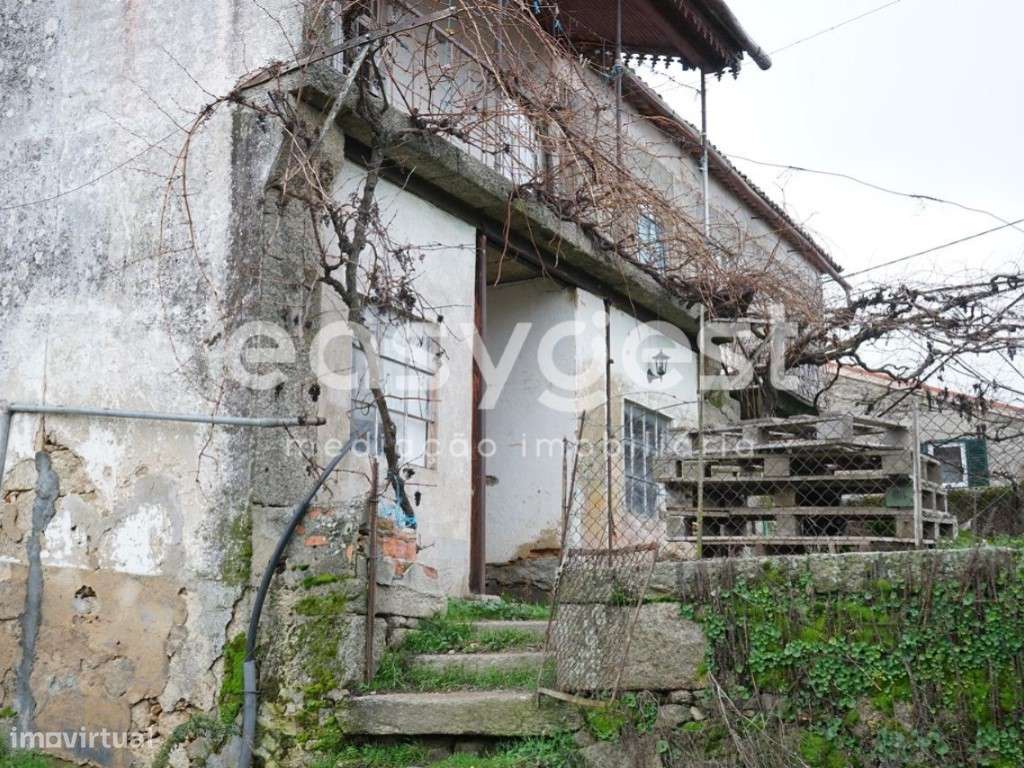 Quinta com anexos e dois hectares envolventes na Cabreira - Grande imagem: 5/60