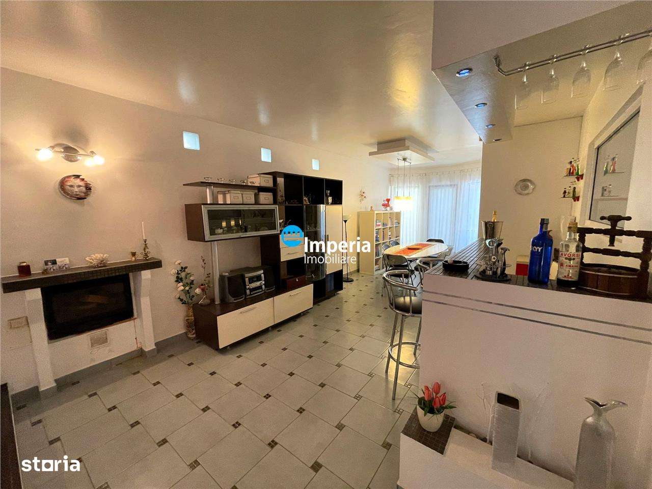 Vila cu Garaj,D+ P+E+M, regie proprie, 360 mp,teren 1050 mp, Rediu - Imagine principală: 4/20