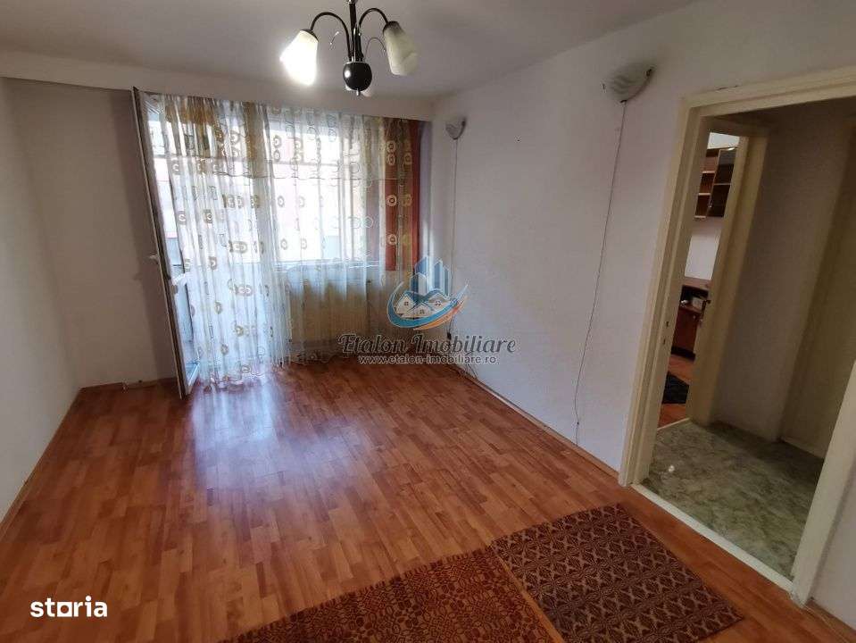 Apartament 2 camere, semidecomandat, etaj 1, Maratei 4 - Imagine principală: 2/5