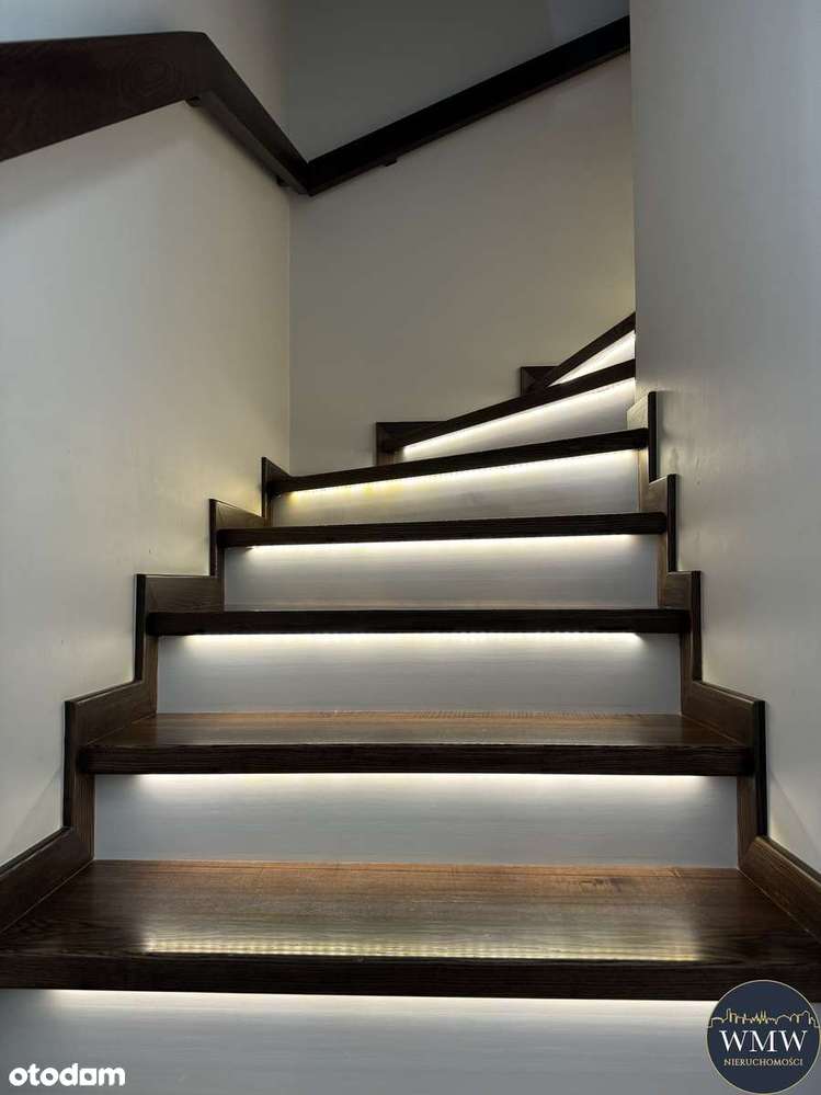 Wyjątkowy skrajny segment w wysokim standardzie z pięknym ogrodem-6