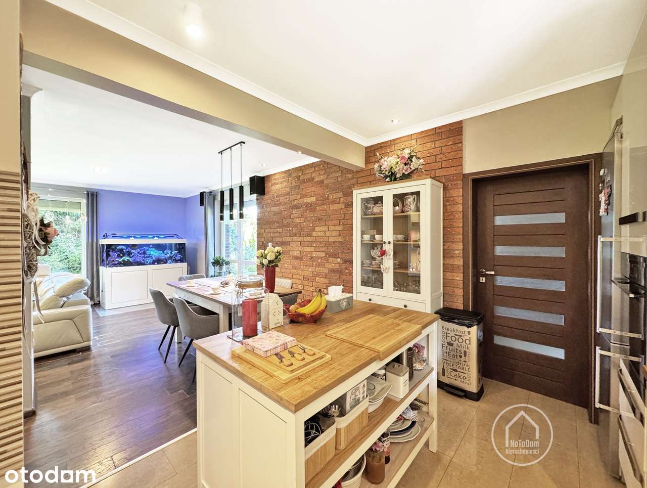 Dom Parterowy na pięknie zagospodarowanej działce w Łosinie-13