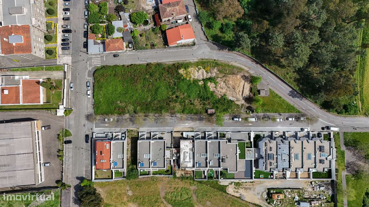 Lotes Moradias 2 e 3 Frentes, em Águas Santas, Prontos a Construir-13