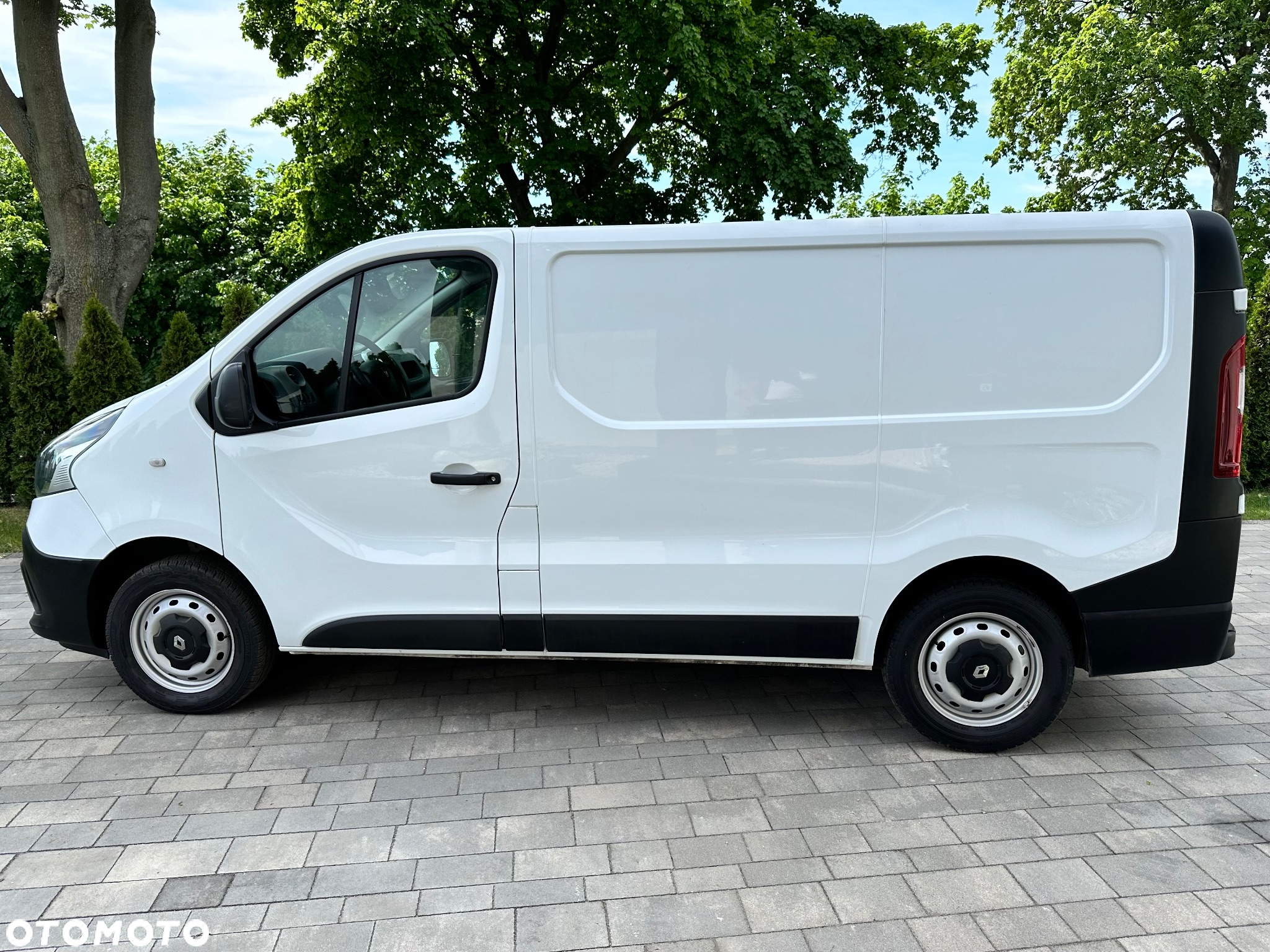 Renault Trafic - 12