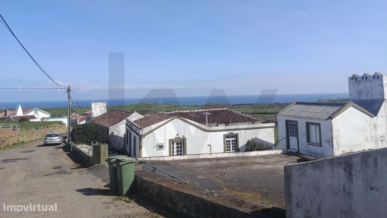 Moradia T3 na freguesia da Vila Nova - Grande imagem: 2/22