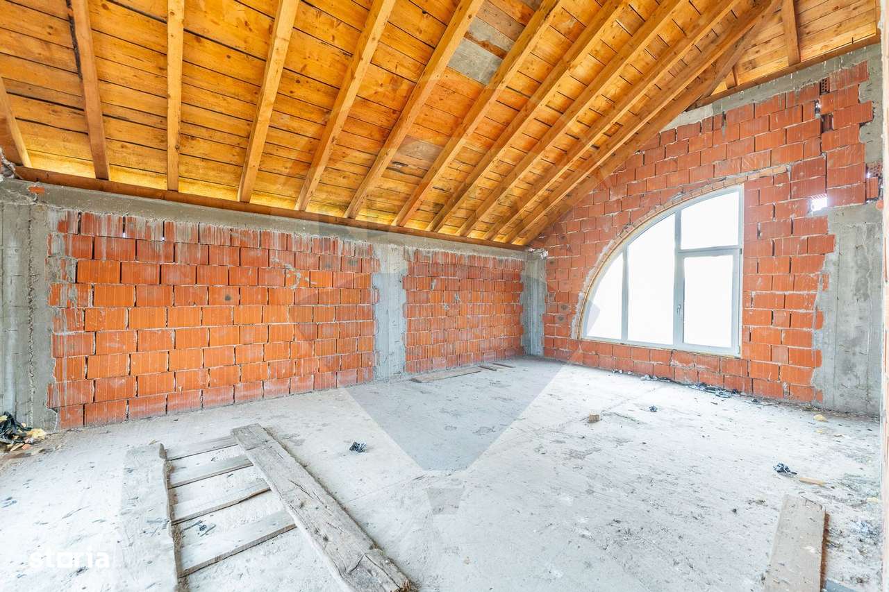 Vilă 4 camere si teren 4421mp de vanzare-6