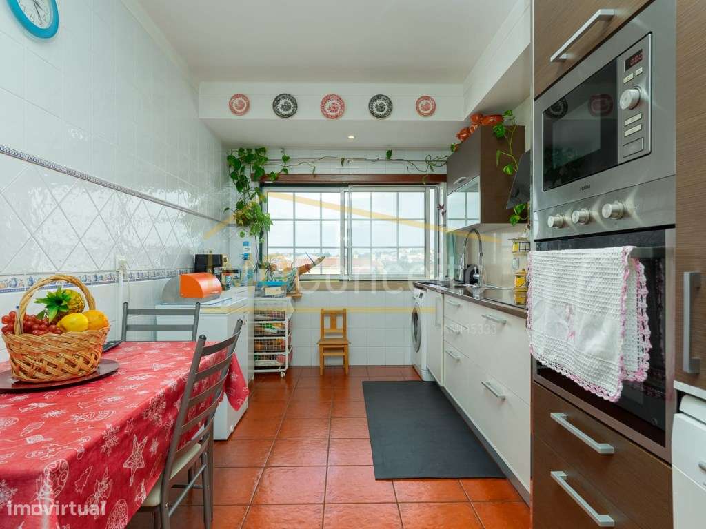 APARTAMENTO T3| LOCALIZAÇÃO PREMIUM| SOTÃO| GARAGEM - Grande imagem: 5/32