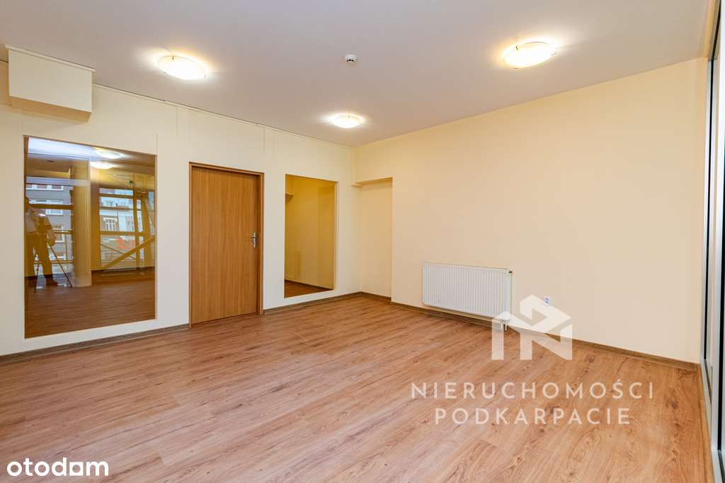 Lokal biurowy do wynajęcia - 62 m² - Pełny obrazek: 2/9