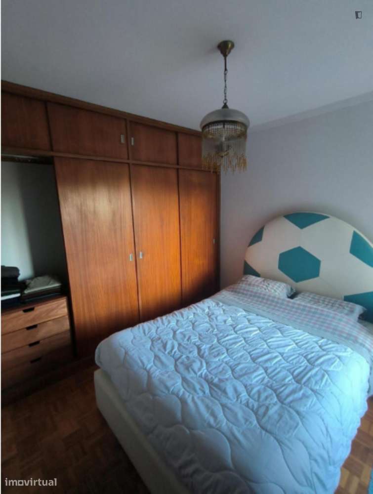Apartamento com 3 quartos - localizado em Campanhã Porto - Grande imagem: 2/10
